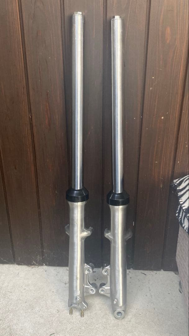 GS400.GSX250.400Ｅ用新品セブンキャストホイールタイヤフルセット⭐︎