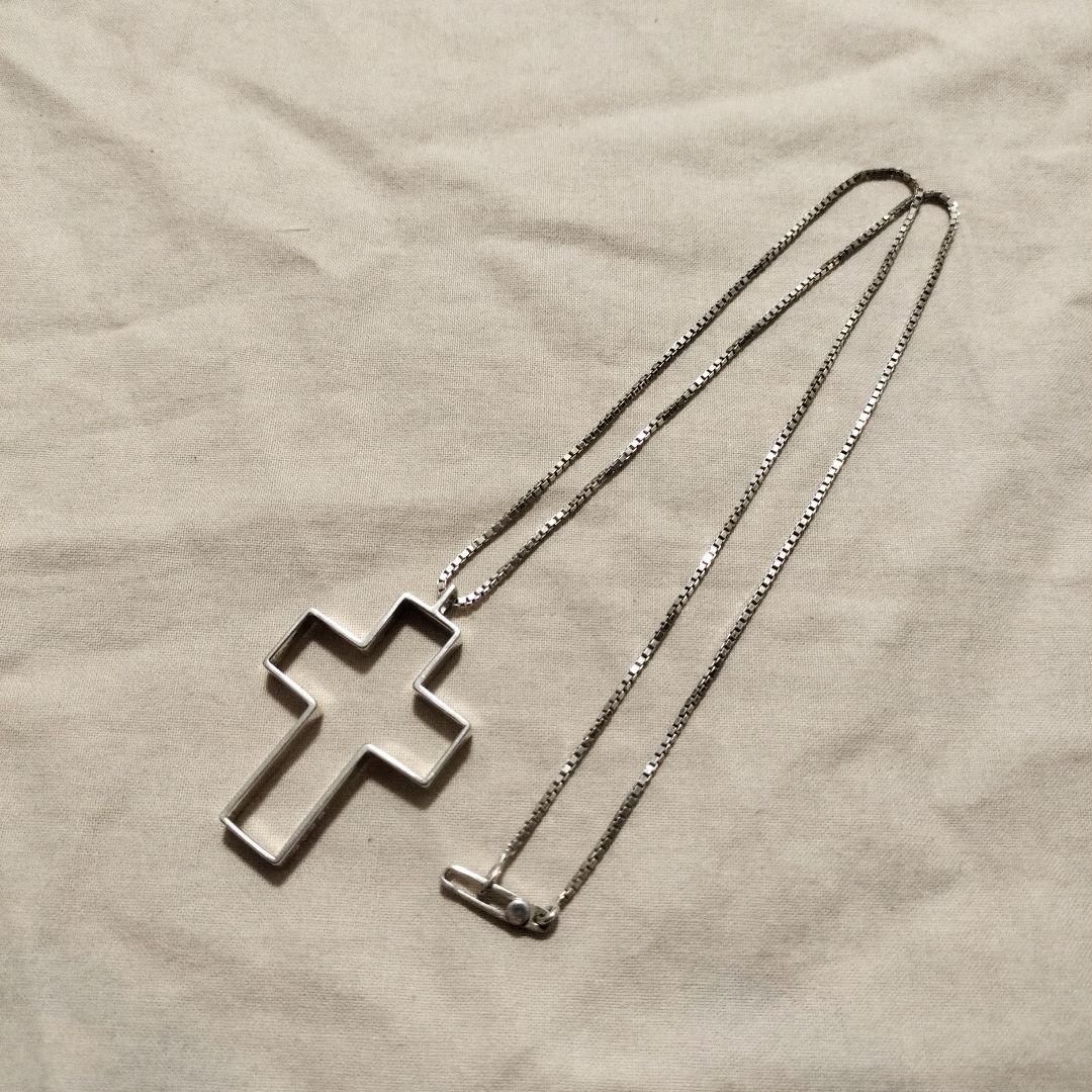 GUCCI グッチ オープンクロス シルバー ロングネックレス