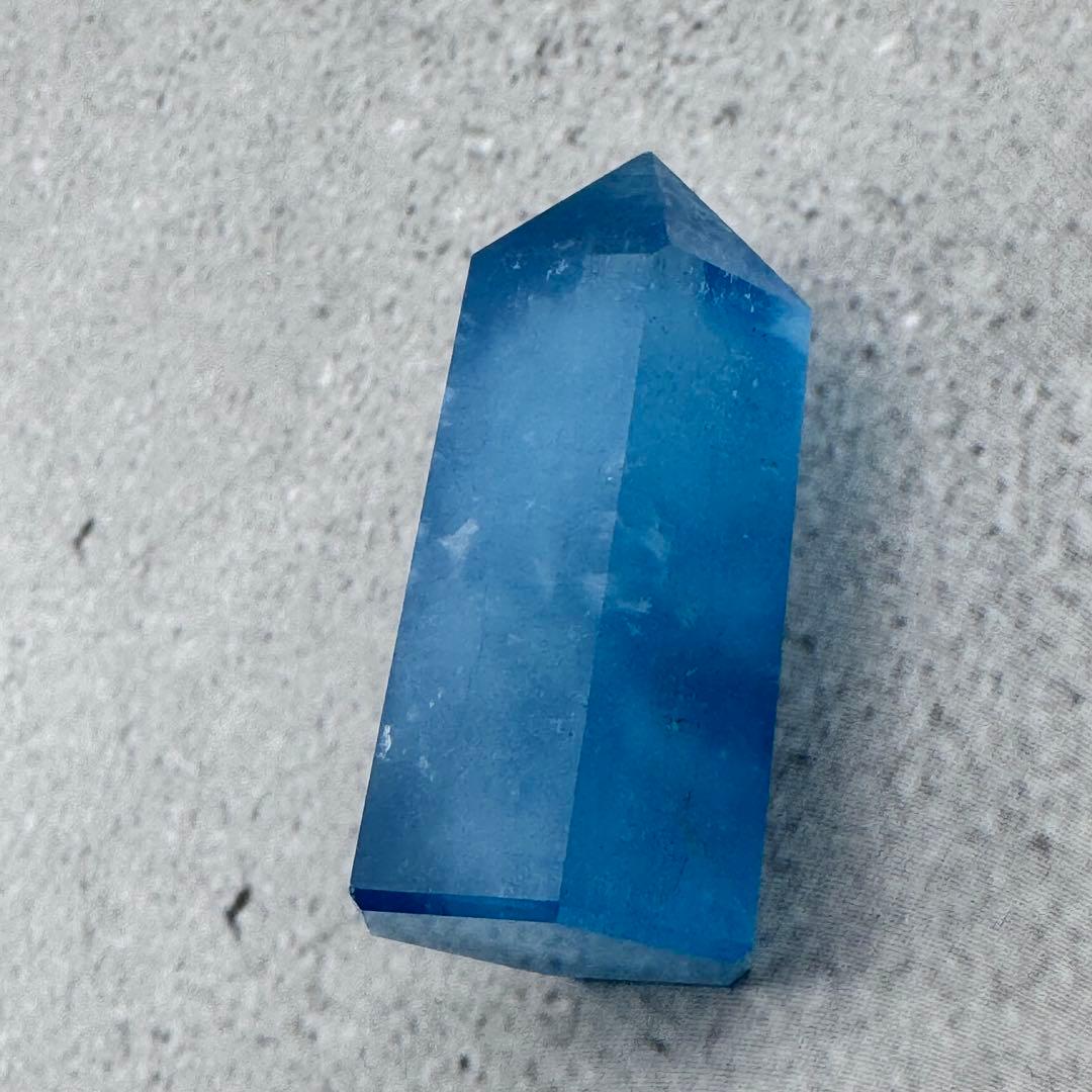 G-54アクアマリン六角ポイント　水色原石　天然石　パワーストーン