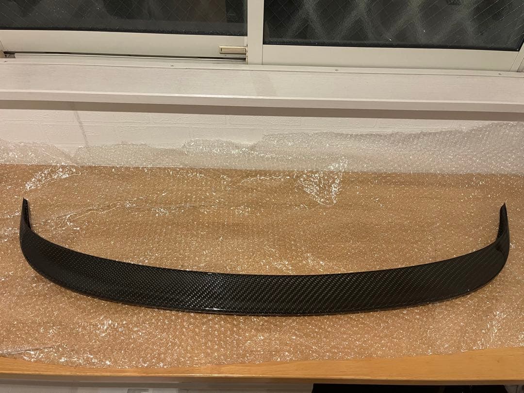 アバルト　KOSHI カーボン　　　　　　　　　ルーフスポイラー