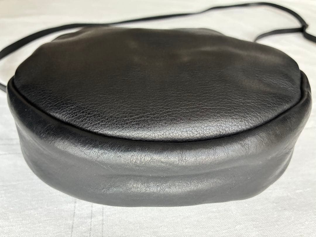 Rinori リノリ 本革 サークルショルダーバッグ ブラック 丸型