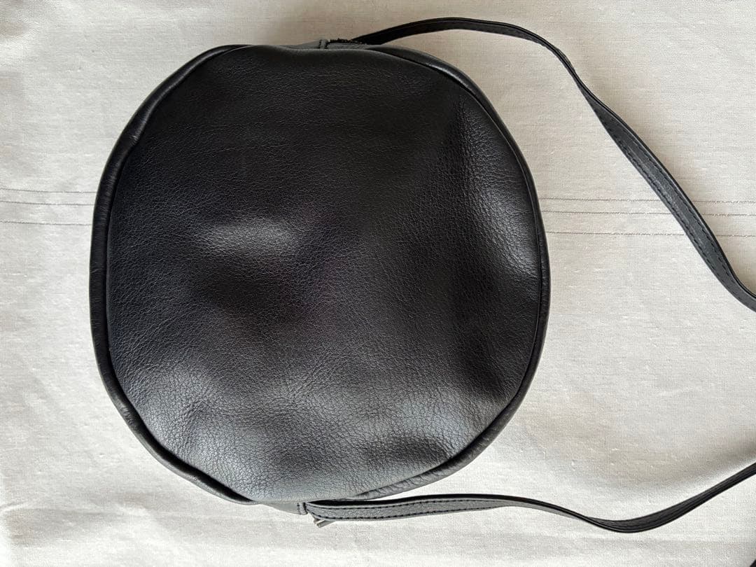 Rinori リノリ 本革 サークルショルダーバッグ ブラック 丸型