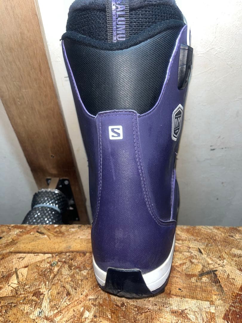 サロモン　ハイグレードブーツ！SALOMON IVY 24.0cm