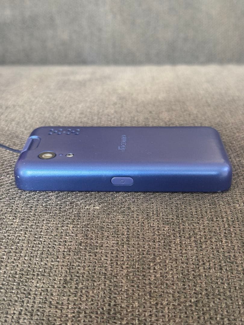 docomo キッズ携帯　KY-41C 青色 本体 透明ケース　首ひも付き