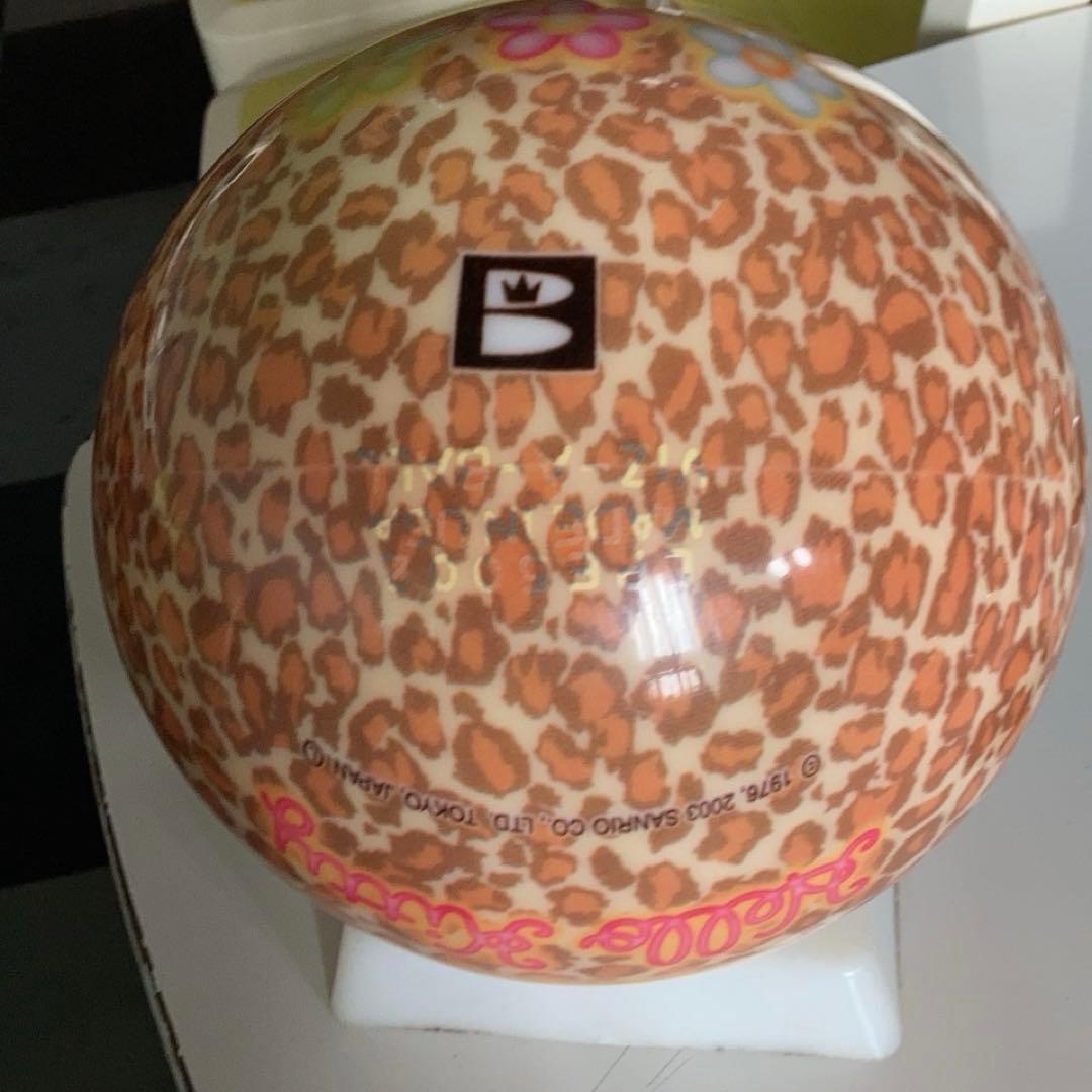 【値下げ中】ハローキティ ヒョウ柄 ボウリングボール 9ポンド 未使用