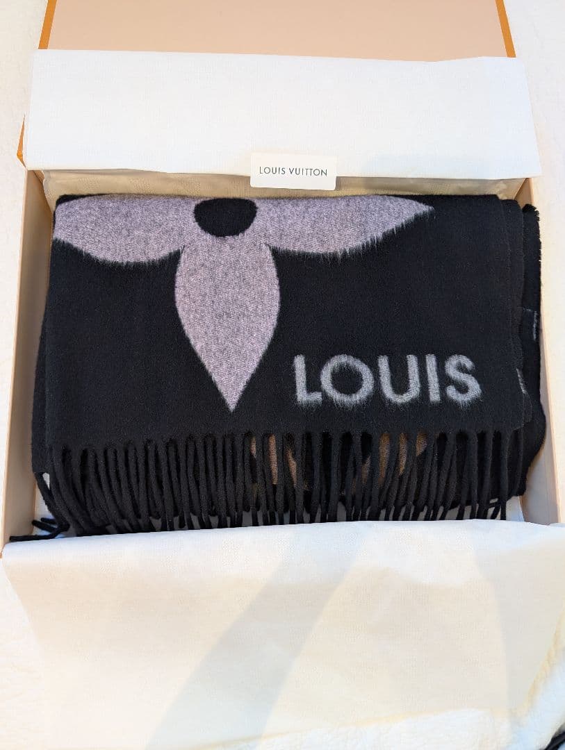 ルイヴィトン マフラー エシャルプラ ジ アルティメット ノワール