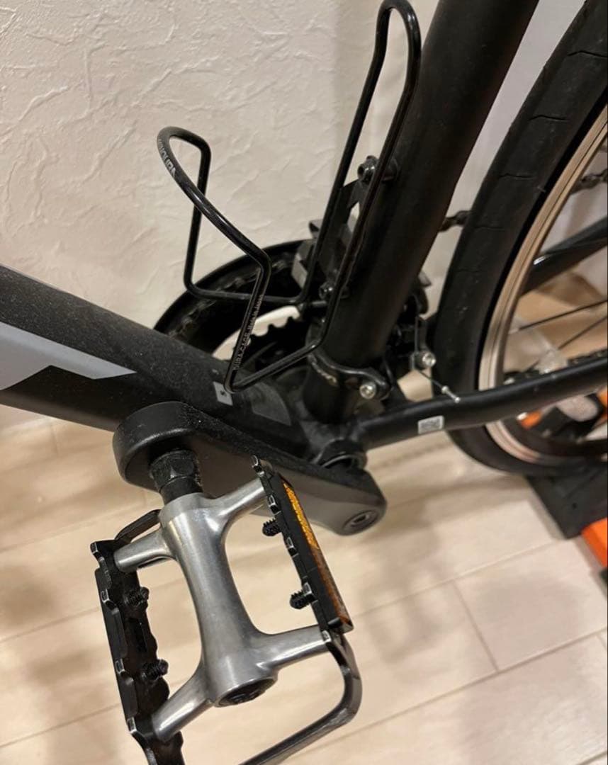 Giant クロスバイク マットブラック　エスケープ