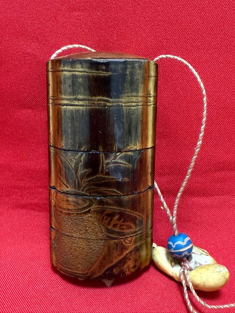 印籠 ★☆ 根付 緒締 堤物 提げ物 骨董 古美術 時代 老松図 金蒔絵