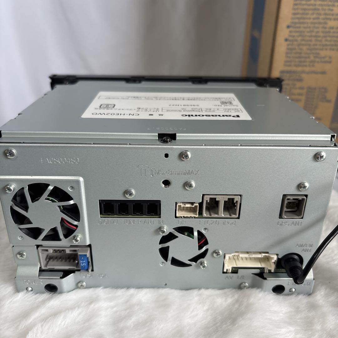 カーナビ　ストラーダ　CN-HE02WD　パナソニック　バックカメラ付き