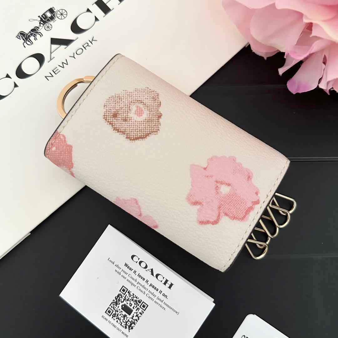 【新品】COACH コーチ★キーケース 花柄