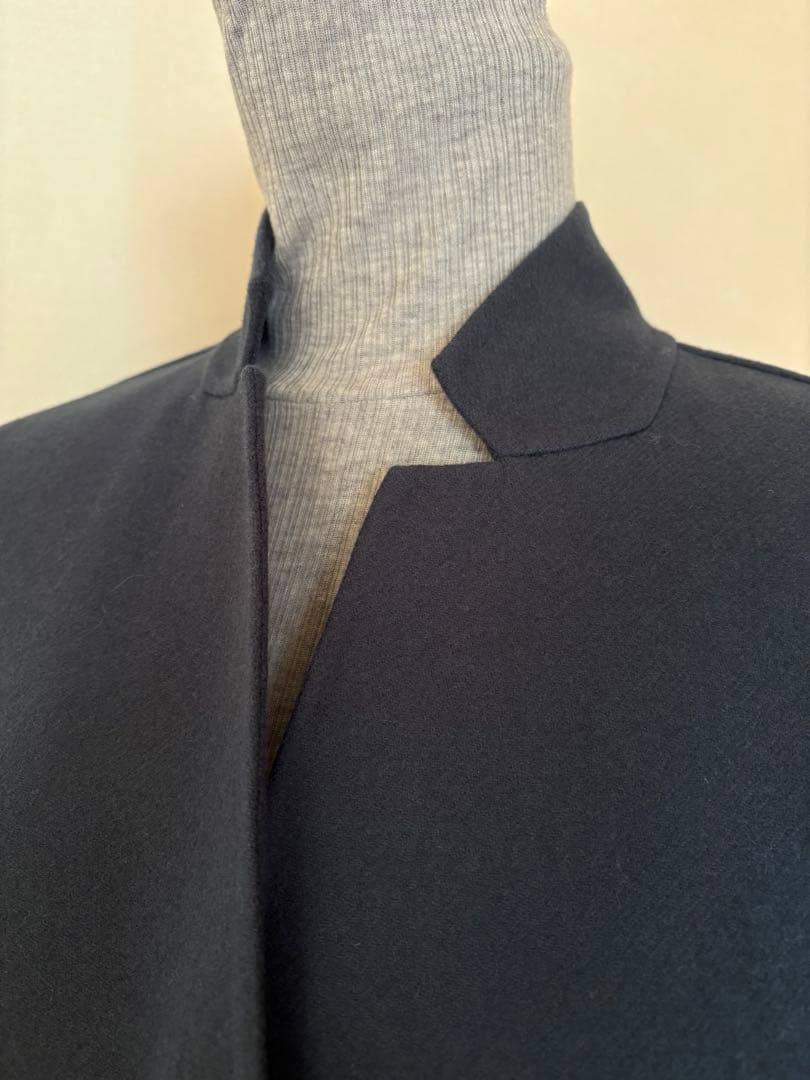 ダークグレーネイビーノーカラー コート