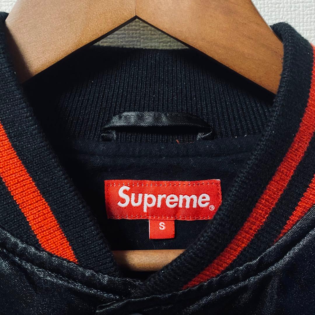 早い者勝ち　Supreme × Thrasher サテンスタジャン FW21