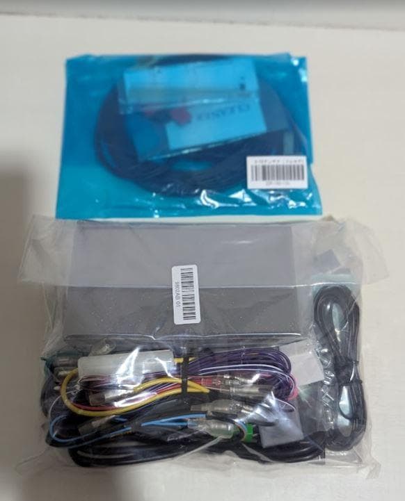 け*ち様 未使用 クラリオン NXV997D同型 9インチ カーナビ 本体 スズ