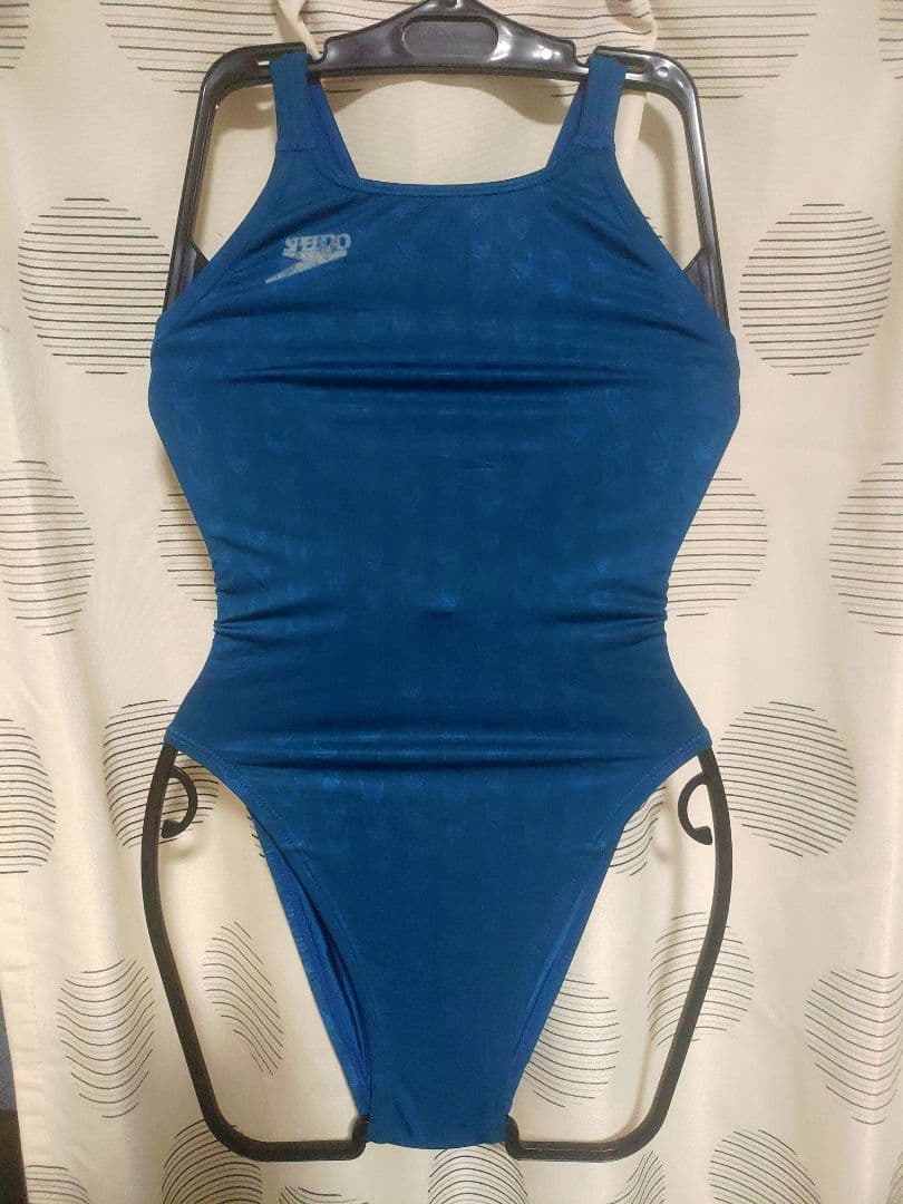 ミズノ社製SPEEDO 競泳水着 M used美品