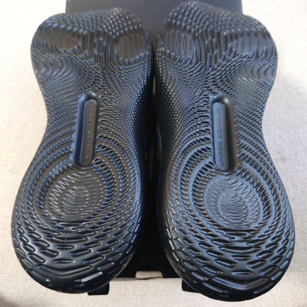 UNDER ARMOUR　トレーニングシューズ　フローダイナミック