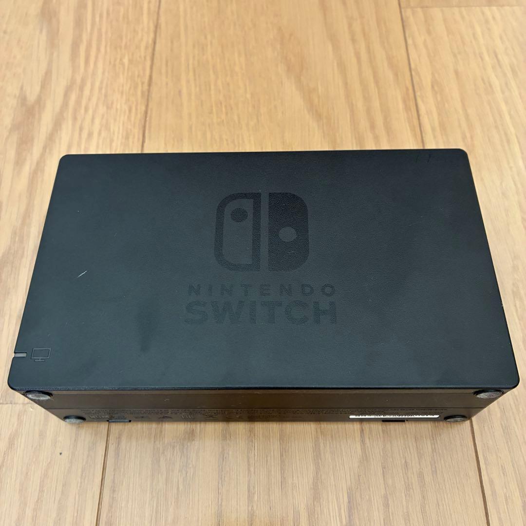 キャリングケース付きNintendo Switch 本体 赤/青 Joy-Con
