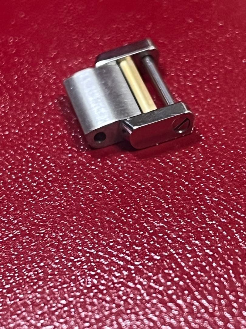 カルティエ 時計 タンク　フランセーズ　ベルト コマ　駒　k18