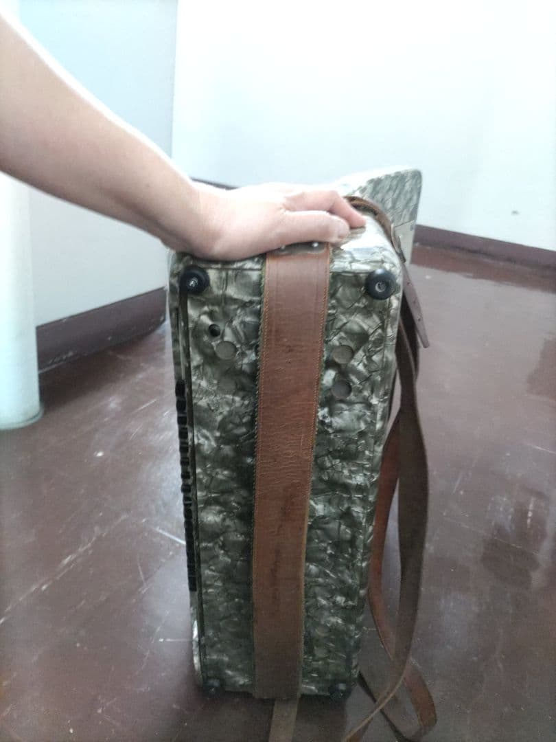 ★週末限定値下げ中★アコーディオン TOMBO OPERA Ⅱ ケース付き