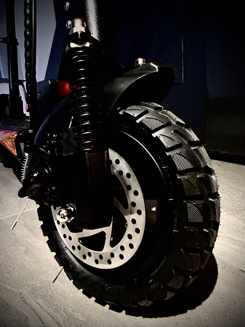 日本製EVスクーター　アバンブラック　サドル付き新品撮影車一台最大5年保証