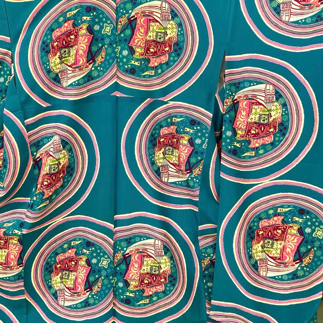 ☆未使用☆振袖　単品　化繊　緑系船模様振袖