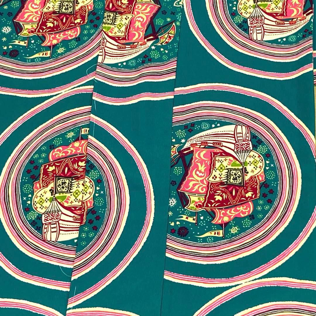 ☆未使用☆振袖　単品　化繊　緑系船模様振袖