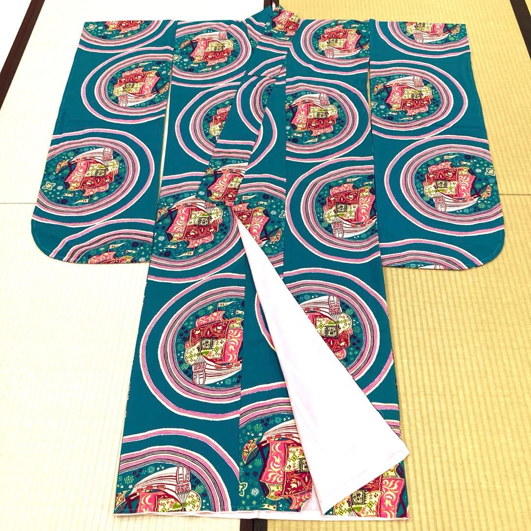 ☆未使用☆振袖　単品　化繊　緑系船模様振袖