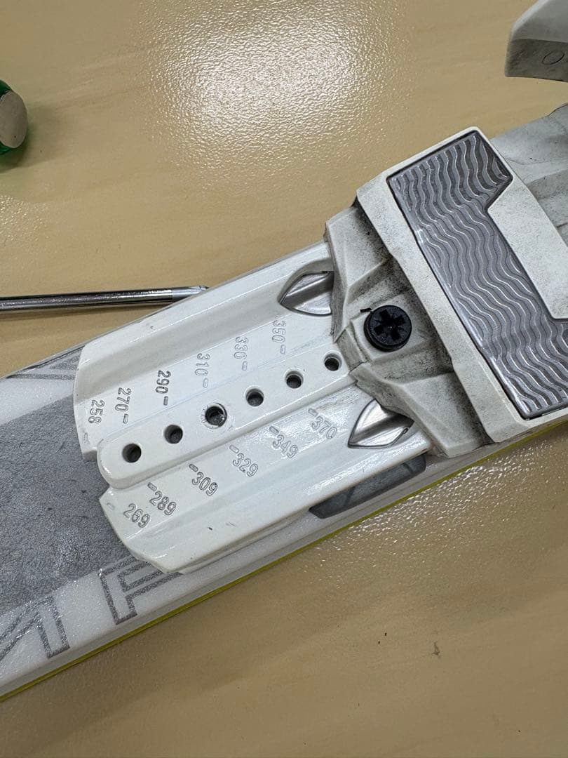 K2 スキー板 シルバー/グリーン