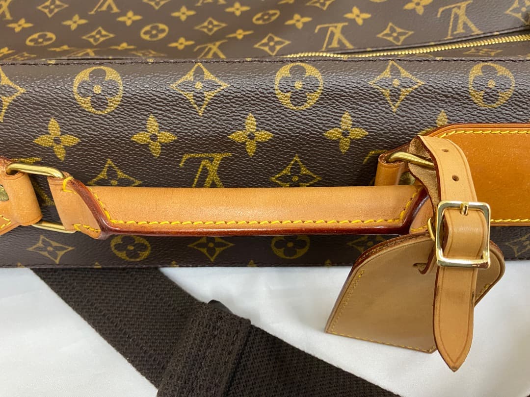 ルイヴィトン モノグラム ポルタブル バンドリエール M23418
