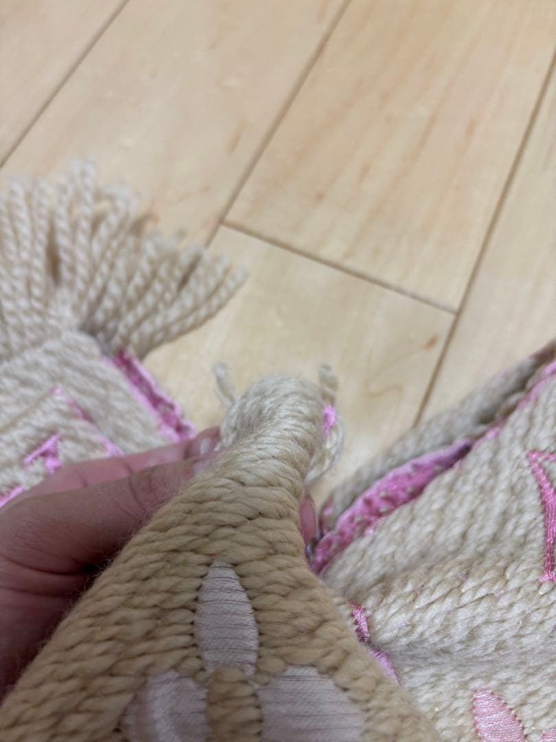 Louis Vuitton マフラー ベージュ ピンク