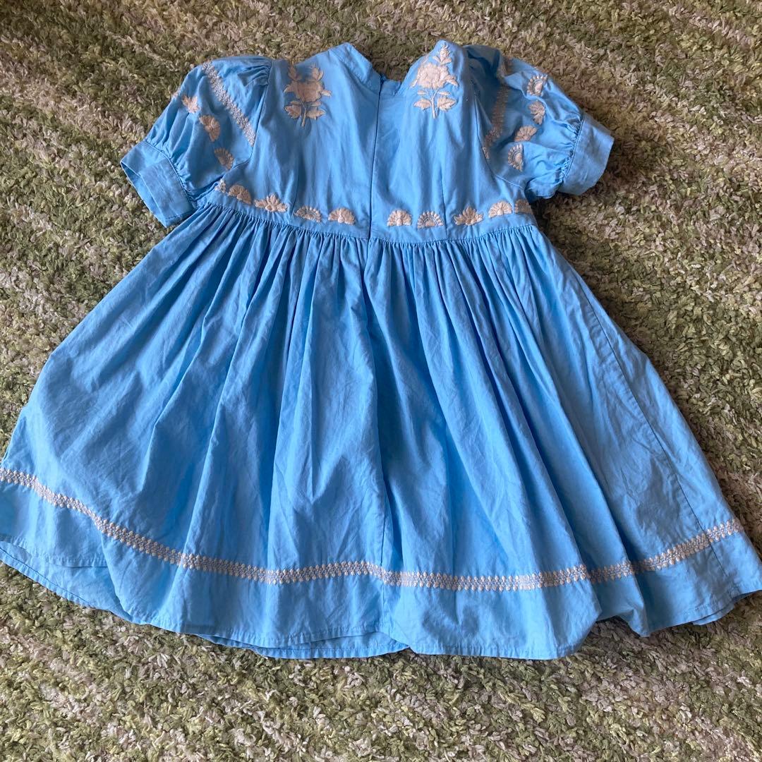 apolinaワンピース　3-5Y