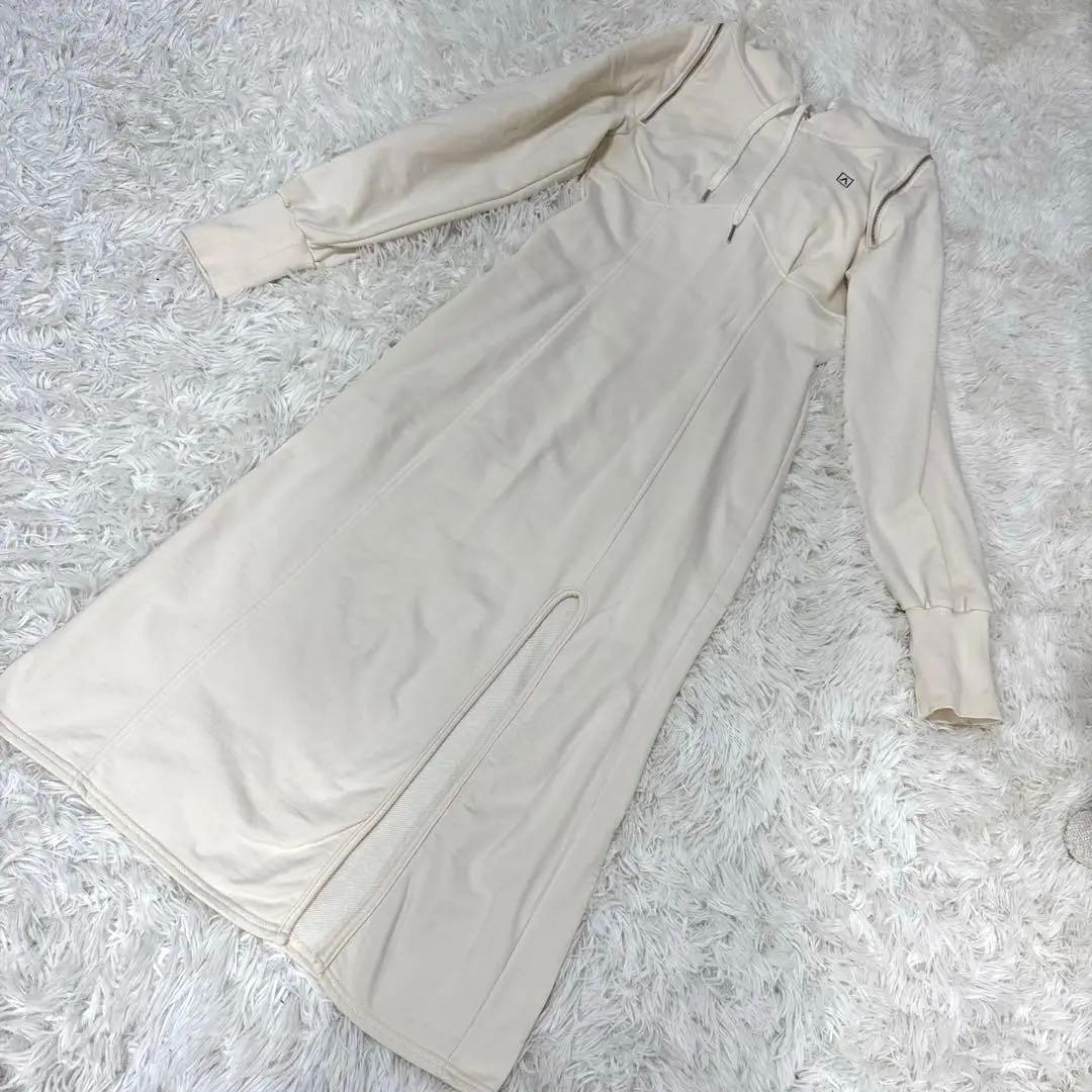 美品　ANDMARY クリーム色 ロングワンピース