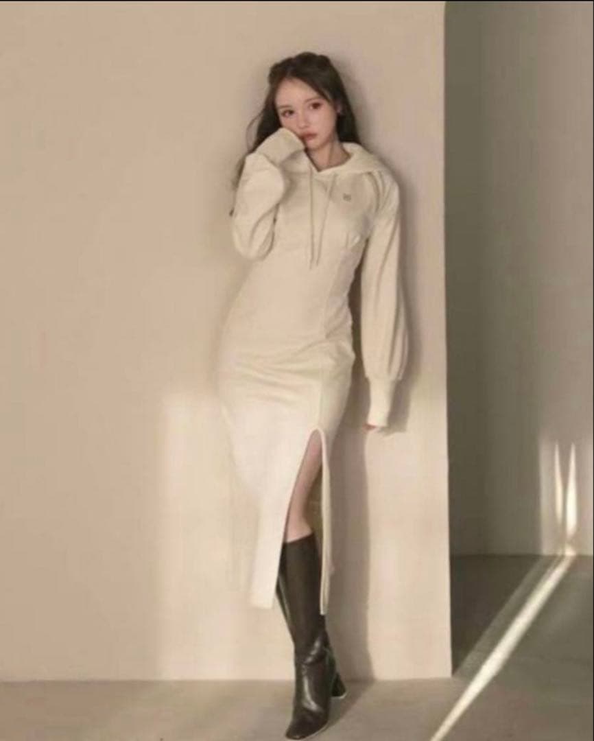 美品　ANDMARY クリーム色 ロングワンピース