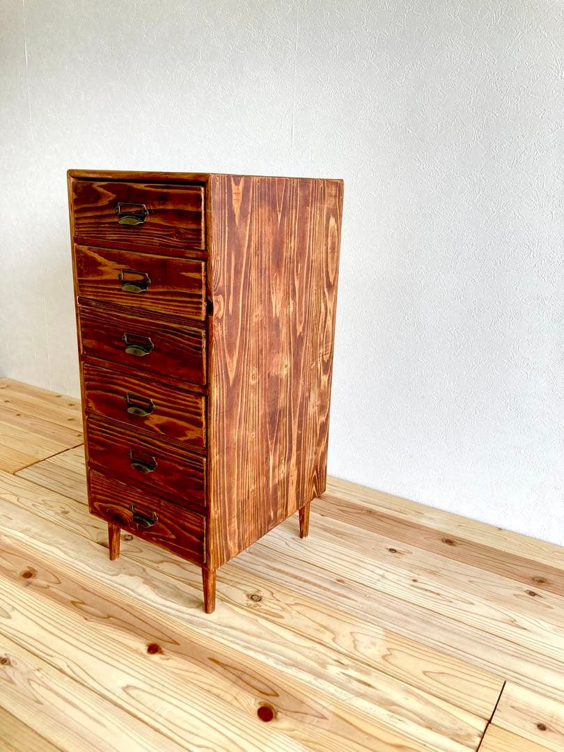 アンティーク調 ワインレッド 6段チェスト 重厚感 エレガント家具