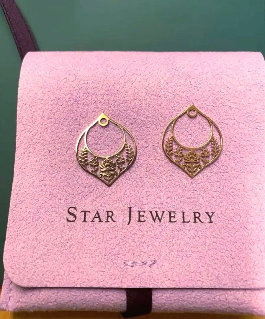 Star Jewelry フラワー チャーム k10 【美品】