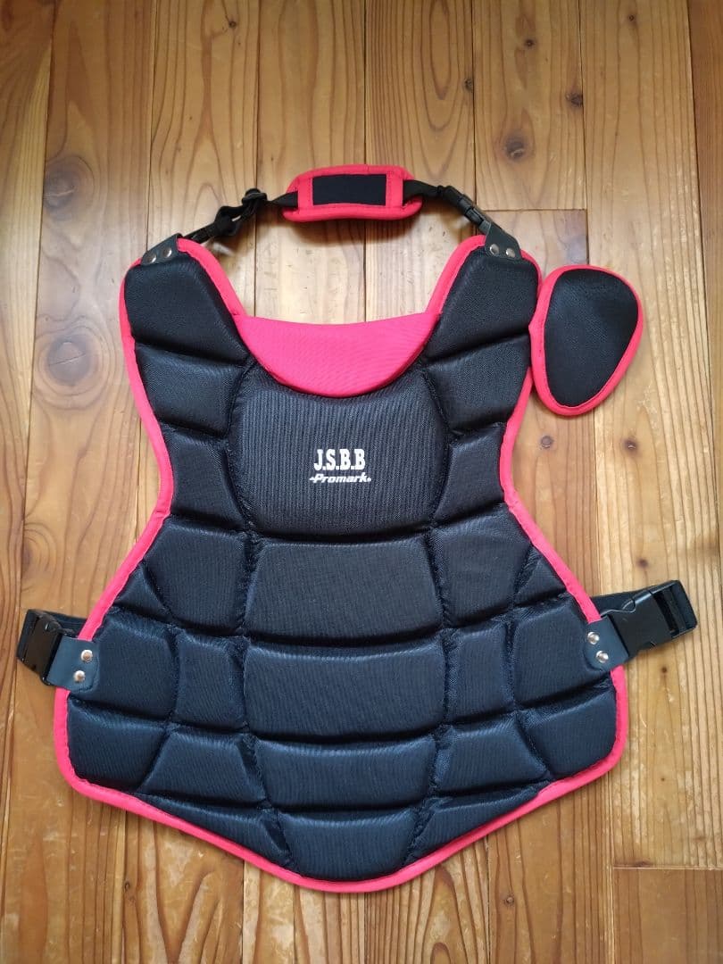 一般軟式用キャッチャー防具一式プロマーク黒/赤