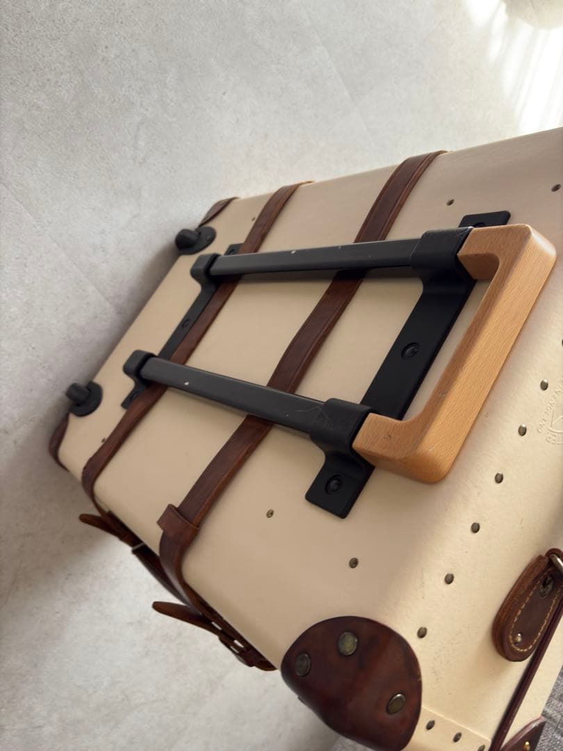 グローブトロッター　サファリ　キャリーケース レザー　21inc