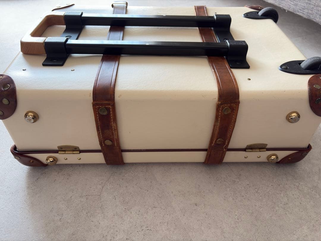 グローブトロッター　サファリ　キャリーケース レザー　21inc