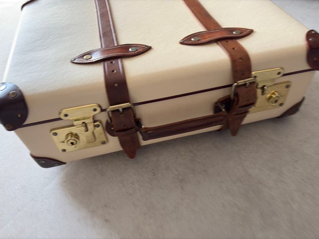 グローブトロッター　サファリ　キャリーケース レザー　21inc