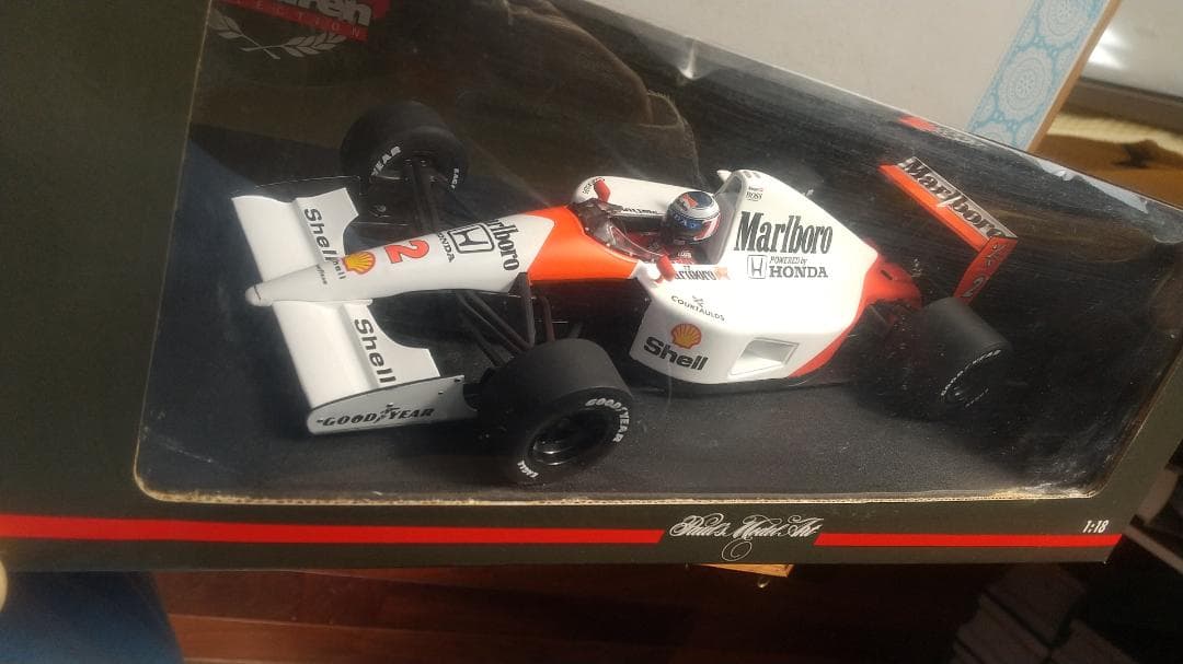 ミニチャンプス 1/18 マクラーレン mp4　Marlboro