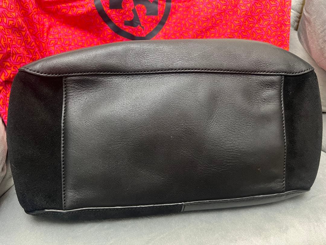 Tory Burchトリーバーチ ブラック レザー スエード ビジネスバッグ