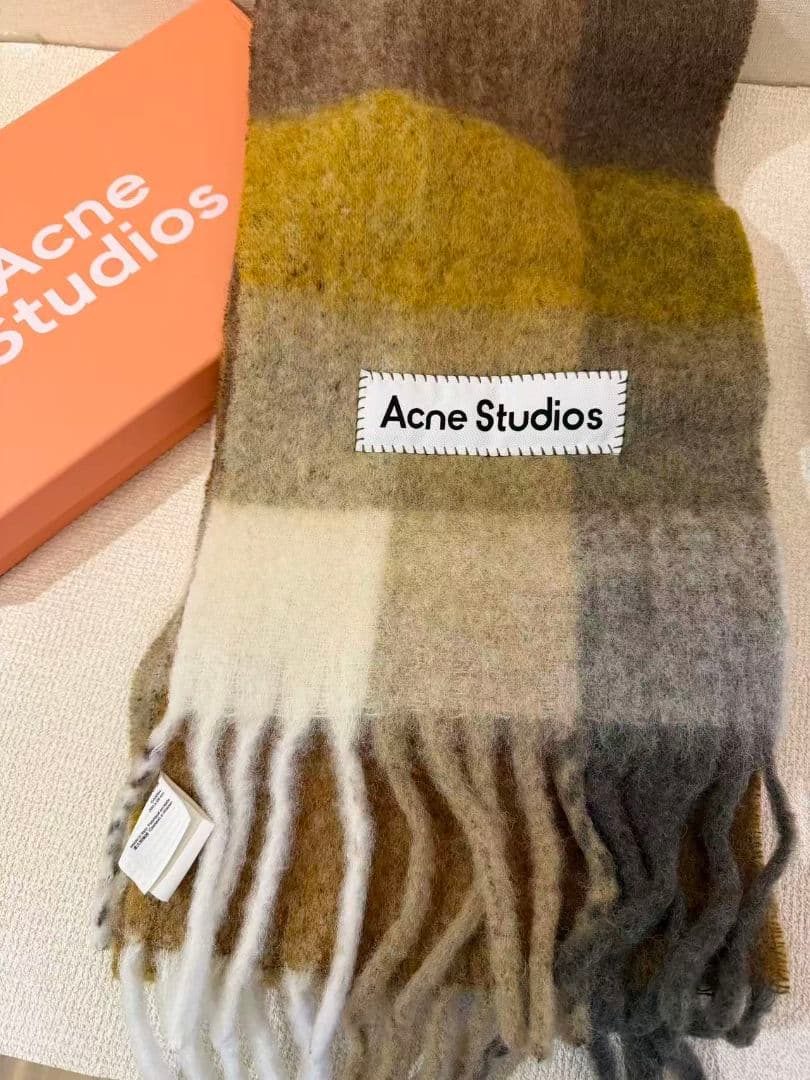 Acne Studios ベージュ系マフラー 28 x 250cm