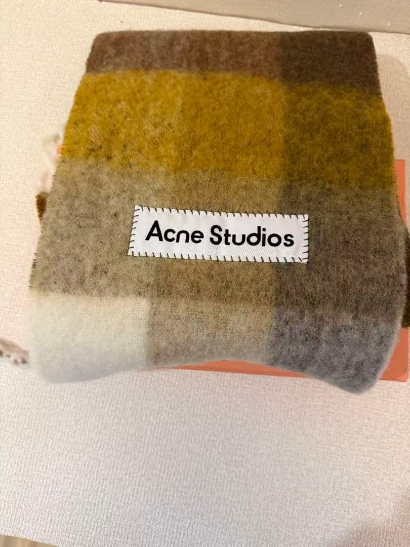Acne Studios ベージュ系マフラー 28 x 250cm