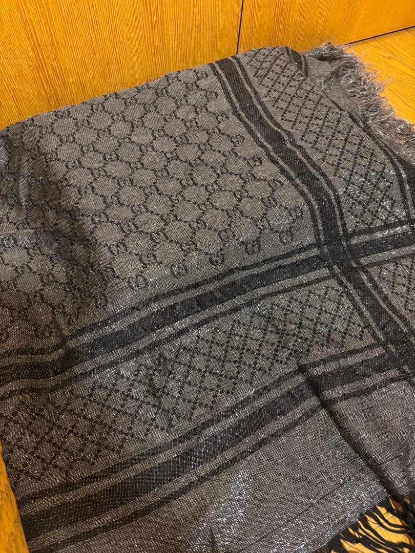 Y*u様 GUCCIグッチ　ラメ入りストール