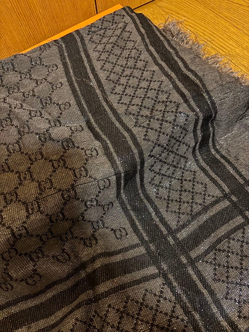 Y*u様 GUCCIグッチ　ラメ入りストール