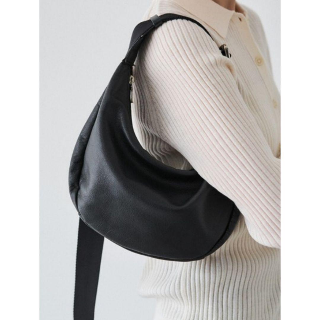 【美品】 russet ソフトレザーラウンドショルダーバッグ