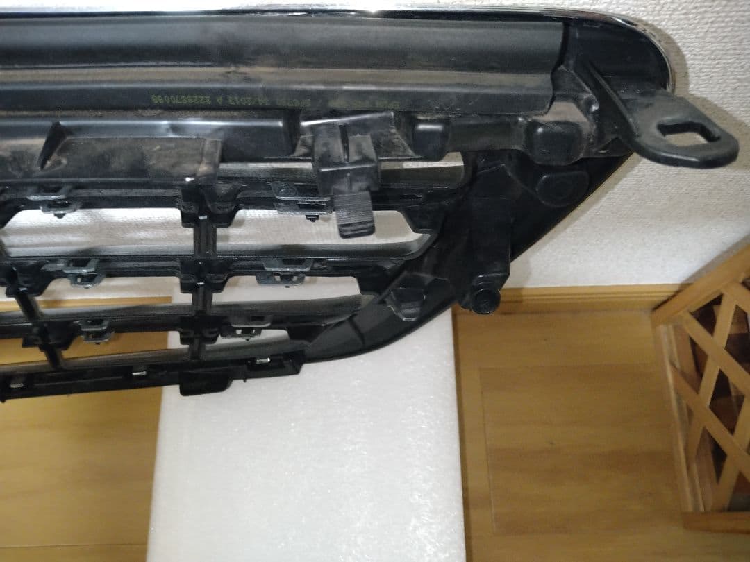 り*う様 ベンツ　W222グリル（ダブルフィン）ナイトビュー無