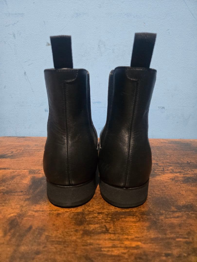 BARNEYS NEWYORK サイドゴアブーツ Vibramソール チェルシー