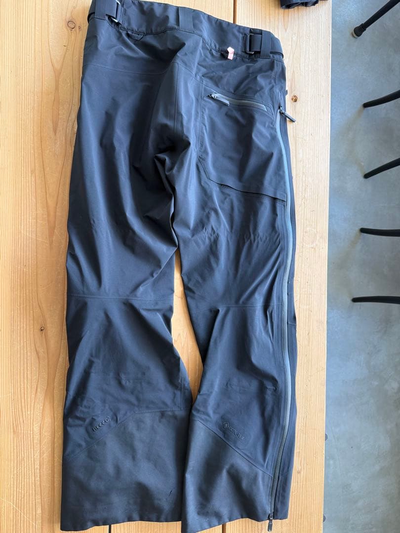 Peak Performance アルパインGORE-TEX3L 最終値下げ！