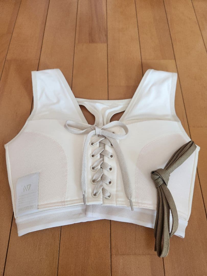 N7 スポーツブラ ホワイト/ブラックFREE　2点セット