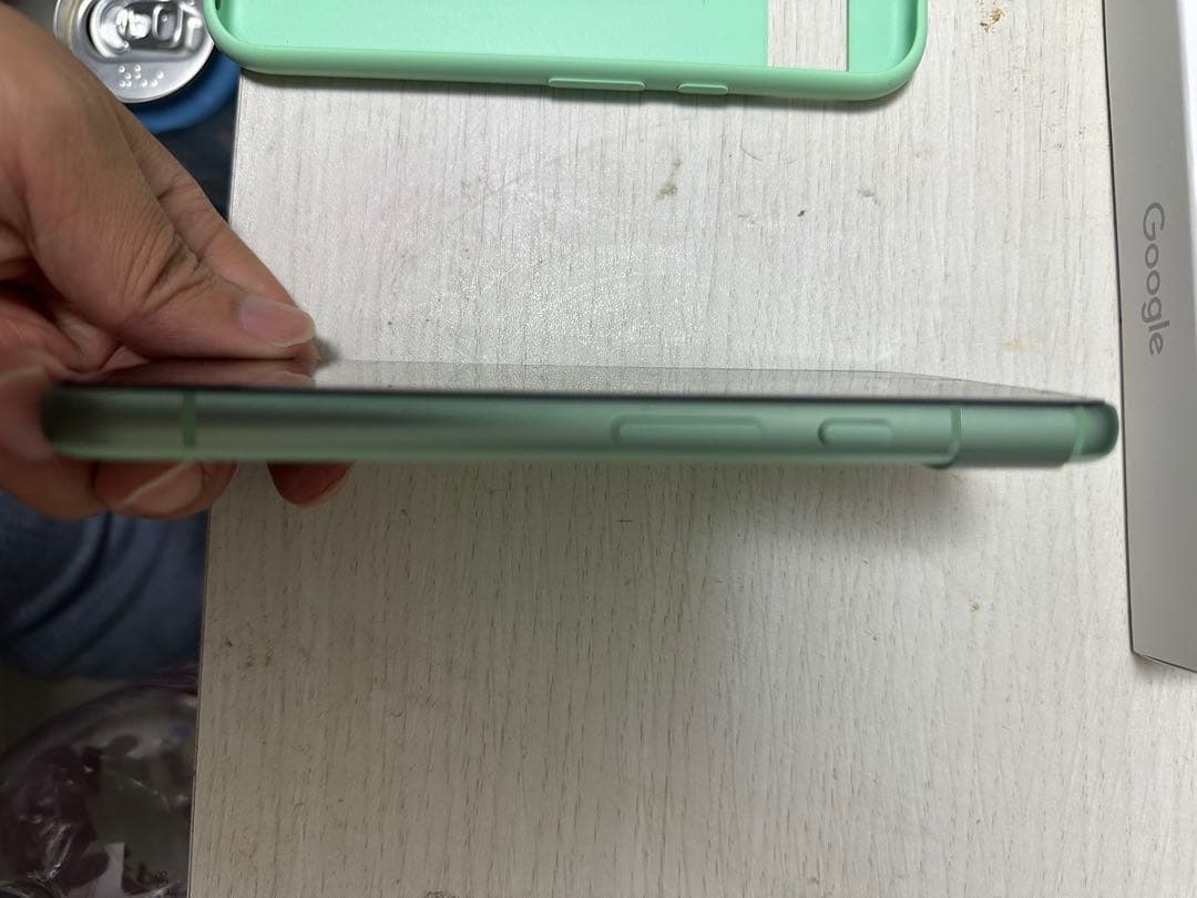 Pixel8a (Google)アロエ 本体　ケース付き　SIMフリー